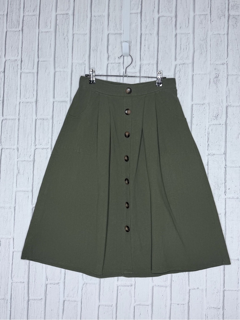 🌿 Naggoo Olive Green Button Front A-Line Midi Skirt Medium